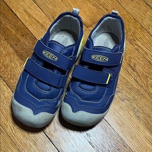 Keen Kids Navy and Yellow Strap Sneakers